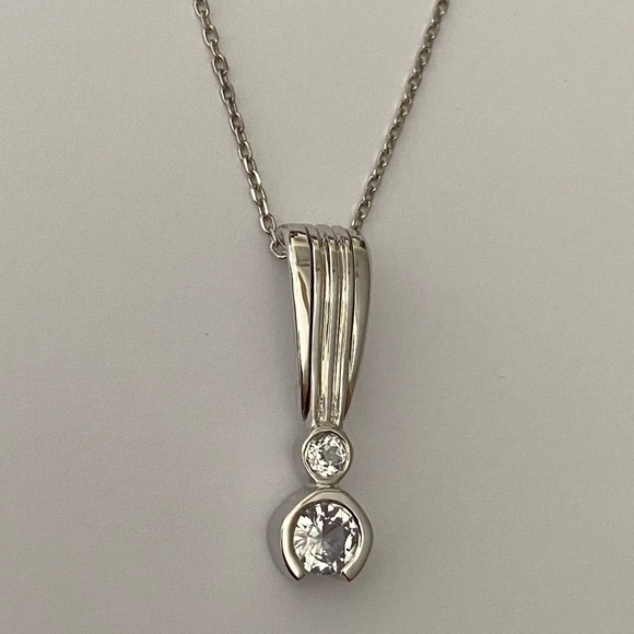 Jewelry - 💎Real topaz stone 925 silver trending necklace